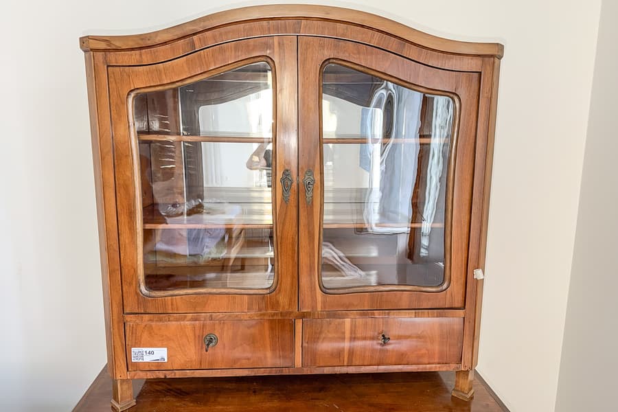 Vintage Massivholz Schrank
